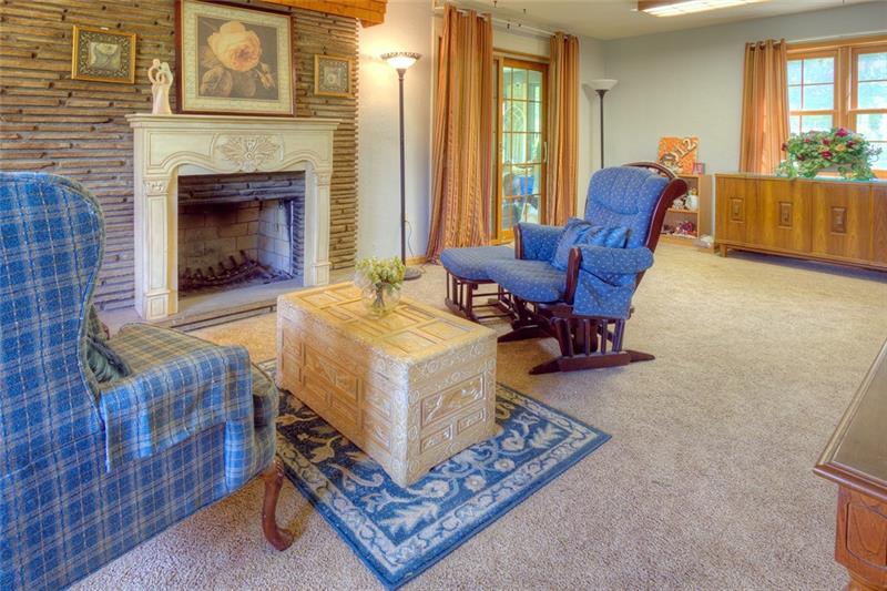 1012 West Sutter Road Glenshaw, PA 15116 - Photo 10 of 21 Gallery Image 10