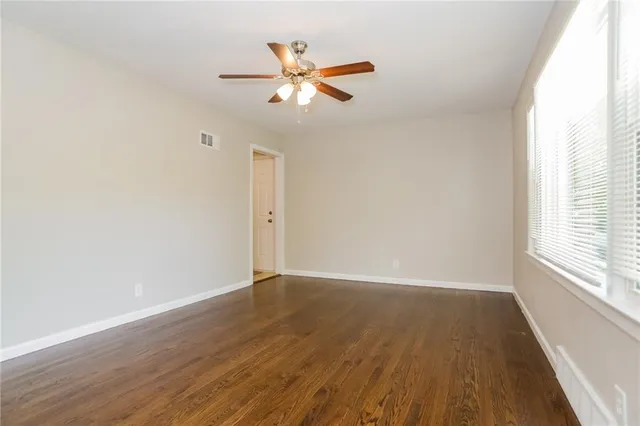 $1,515 | 9642 McGee Street, Kansas City, MO 64114