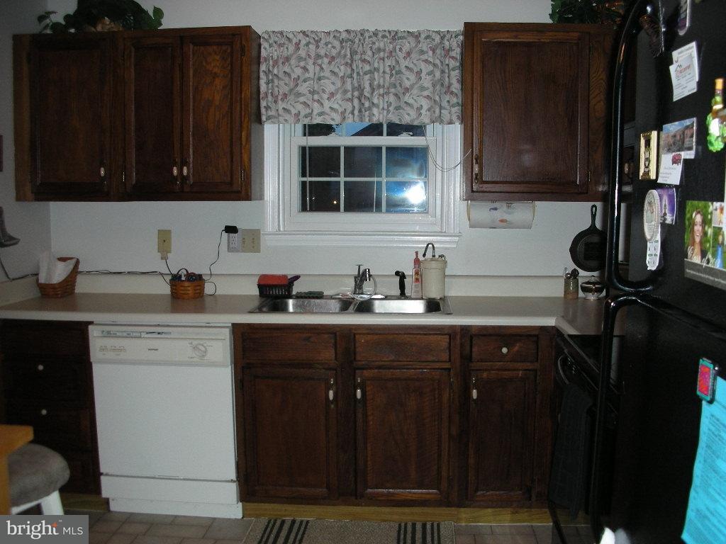 39 Winding Way Lititz, PA 17543 - Photo 14 of 17