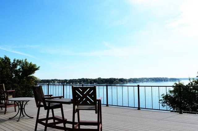 $199,900 | 4379 Wilshire Boulevard, Unit 309, Mound, MN 55364