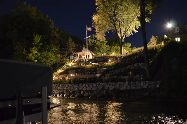 $199,900 | 4379 Wilshire Boulevard, Unit 309, Mound, MN 55364