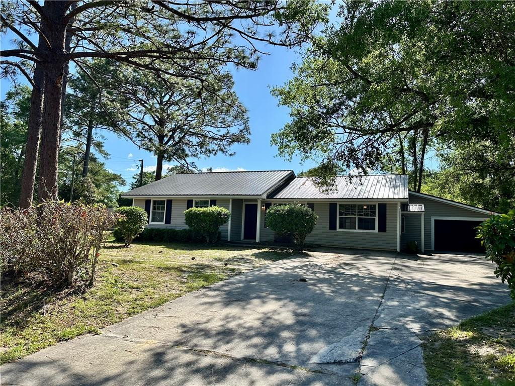 1301 Riverside Avenue Waycross, GA 31501 - Photo 4 of 61 Photo 4