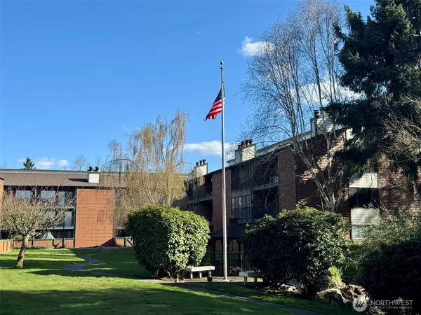 $315,000 | 7320 North Skyview Place, Unit D203, Tacoma, WA 98406