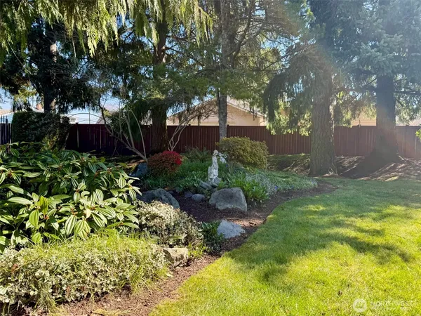 $315,000 | 7320 North Skyview Place, Unit D203, Tacoma, WA 98406