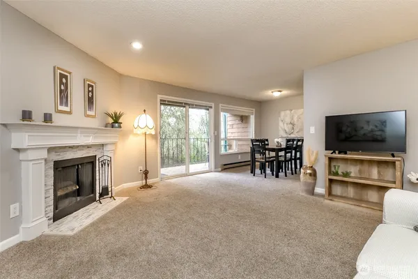 $315,000 | 7320 North Skyview Place, Unit D203, Tacoma, WA 98406
