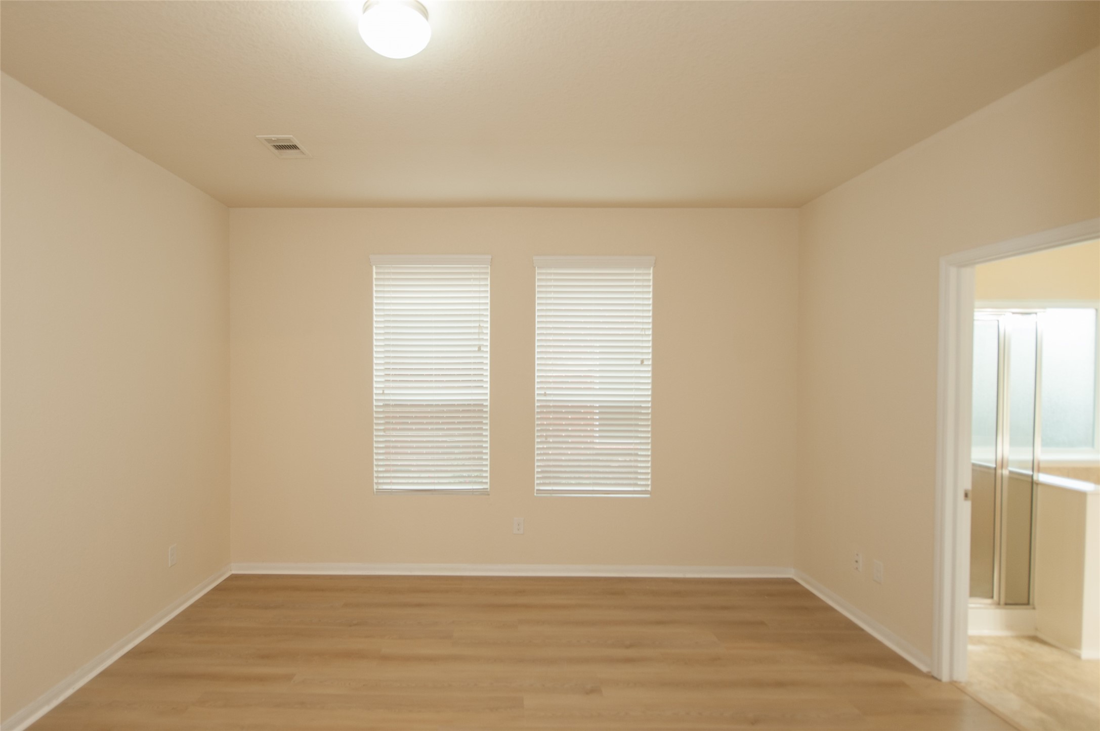18519 Each Elm Way Houston, TX 77084 - Photo 11 of 23 Master bedroom