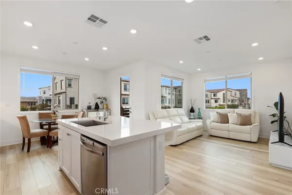 $899,000 | 510 Bluegrass Way, Rancho Mission Viejo, CA 92694