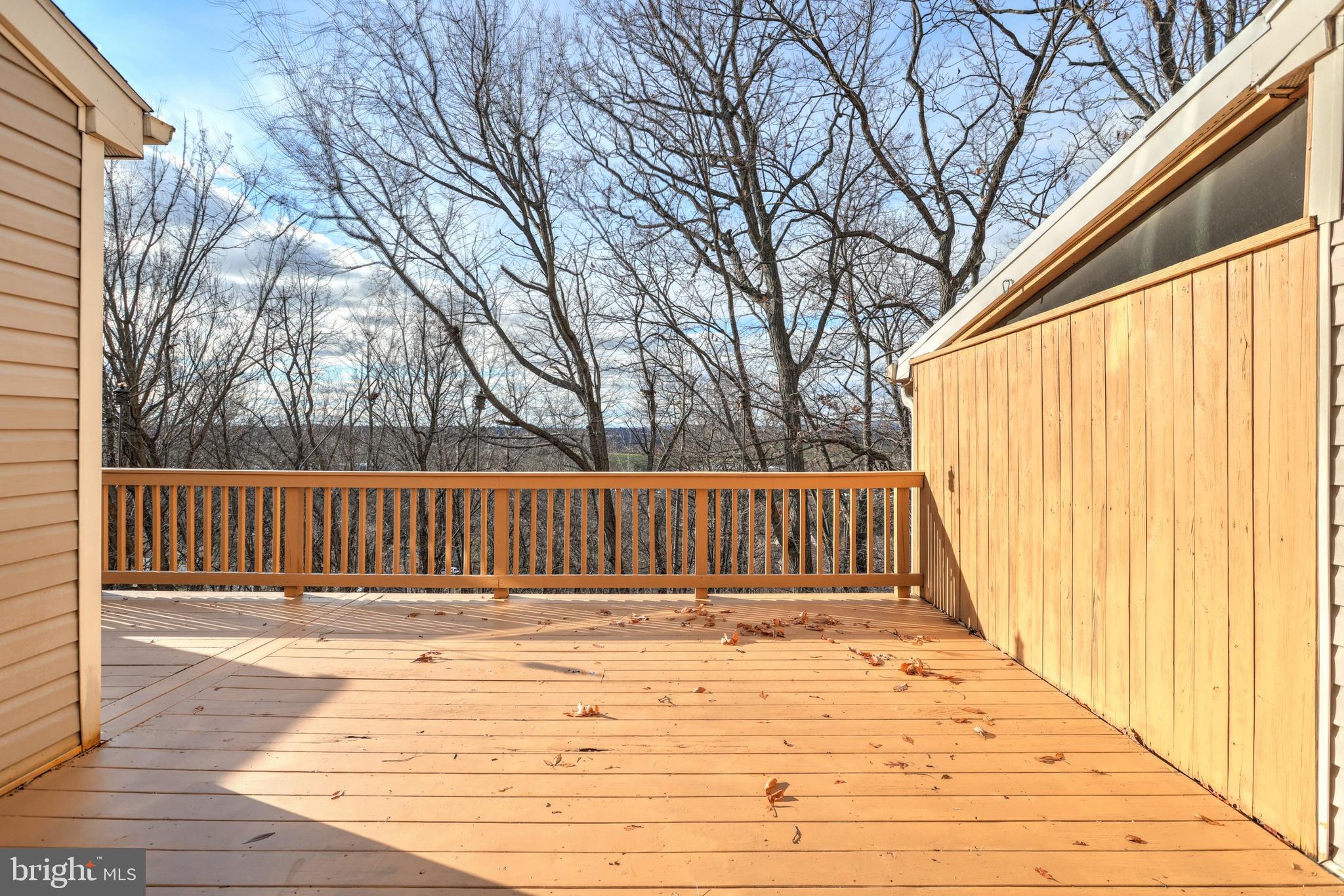 170 Greenleaf Road York, PA 17406 - Photo 26 of 38 Upper level