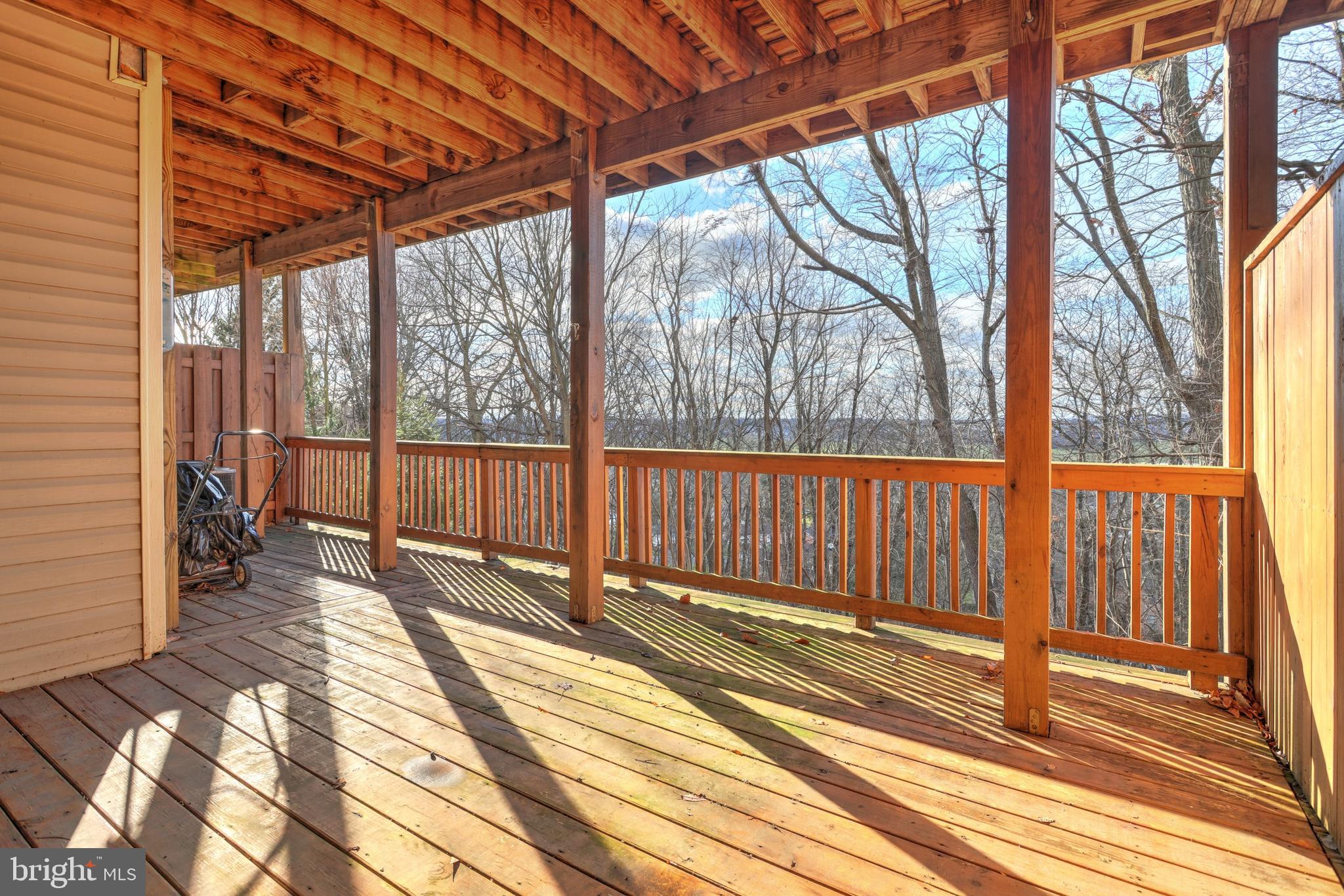 170 Greenleaf Road York, PA 17406 - Photo 32 of 38 Lower level deck