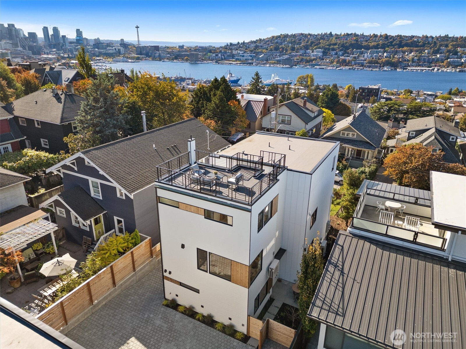 2214 Broadway East, Unit B Seattle, WA 98102 - Photo 1 of 33