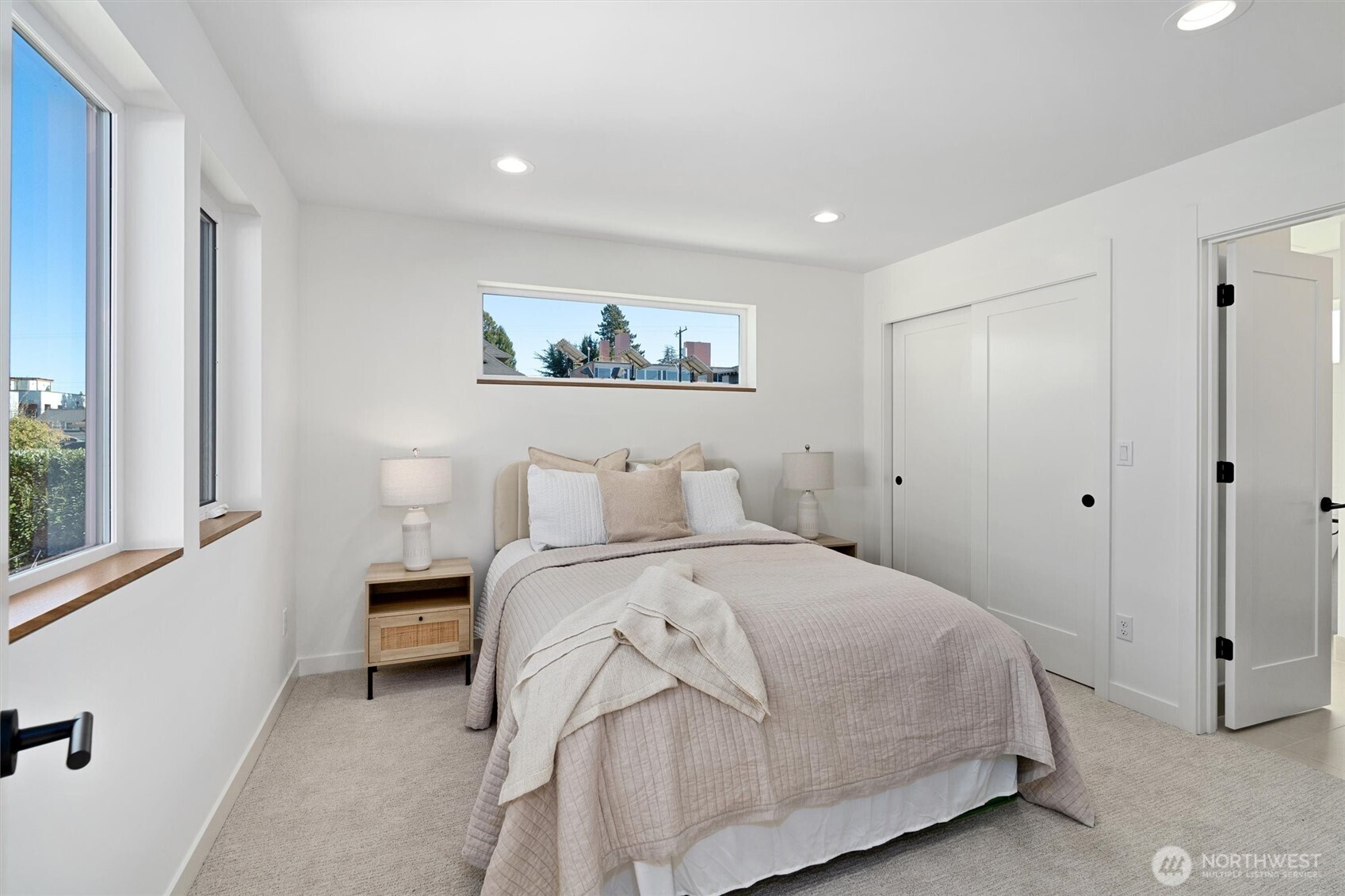 2214 Broadway East, Unit B Seattle, WA 98102 - Photo 13 of 33