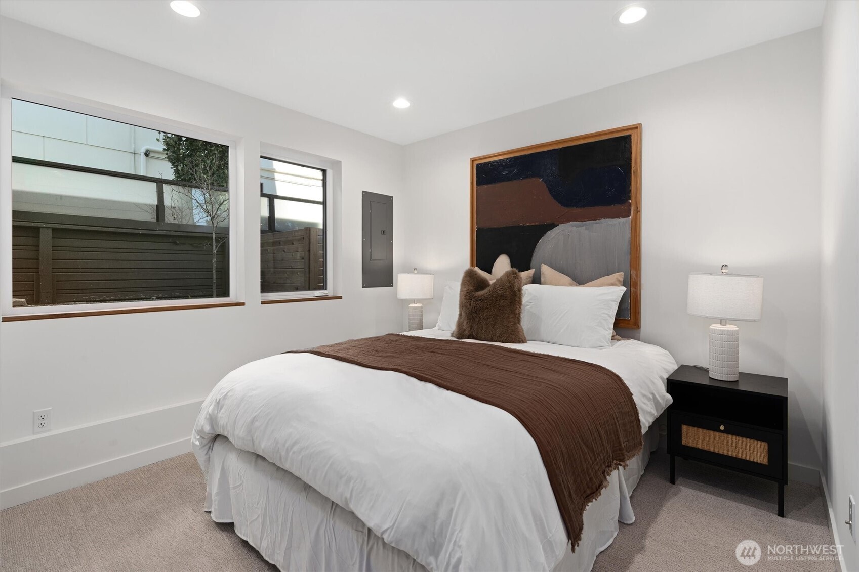 2214 Broadway East, Unit B Seattle, WA 98102 - Photo 16 of 33