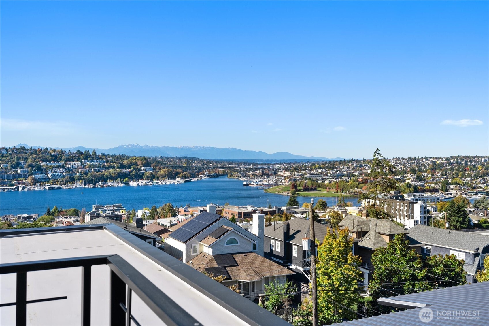 2214 Broadway East, Unit B Seattle, WA 98102 - Photo 23 of 33