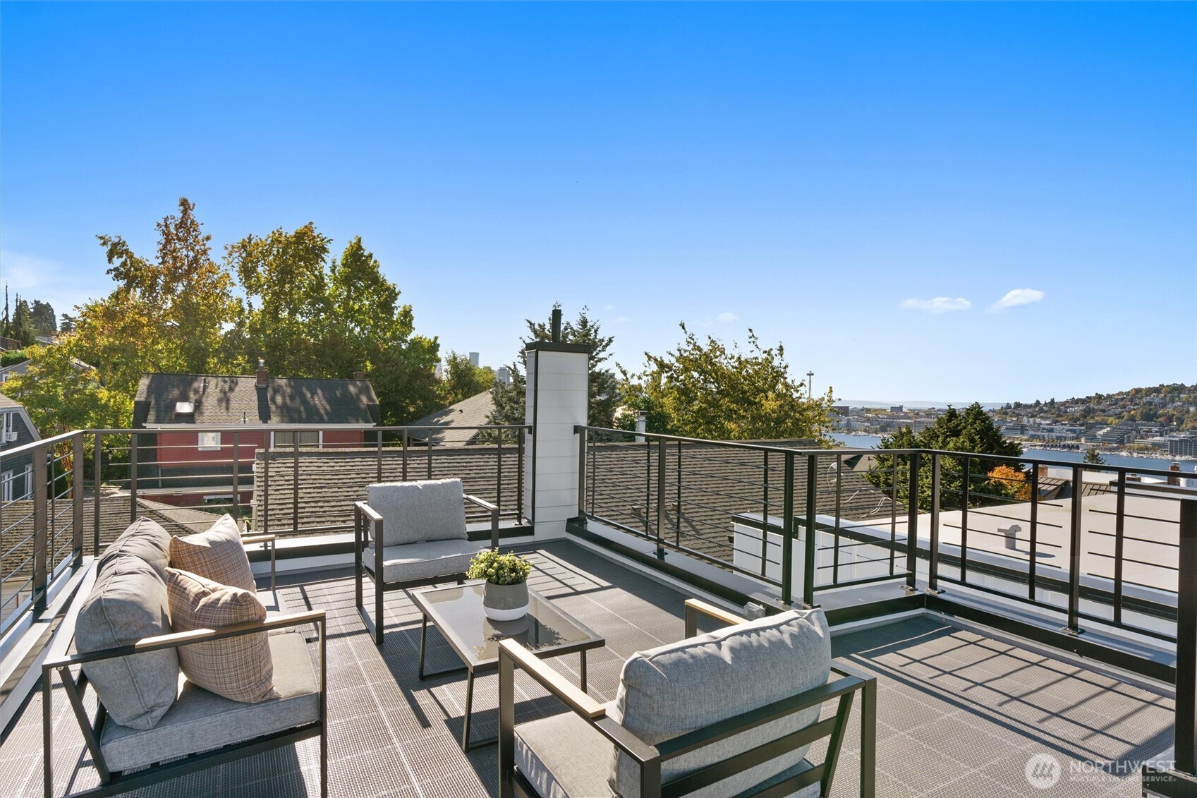 2214 Broadway East, Unit B Seattle, WA 98102 - Photo 25 of 33