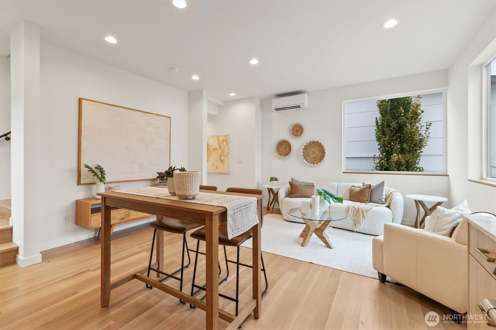 2214 Broadway East, Unit B Seattle, WA 98102 - Photo 10 of 33