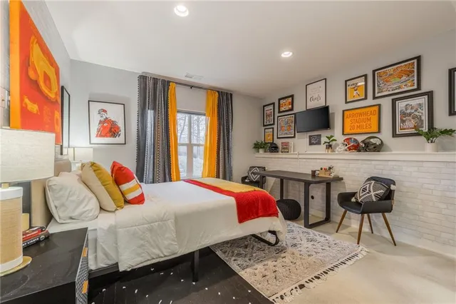 $775,000 | 4602 Northwest 71st Street, Kansas City, MO 64151