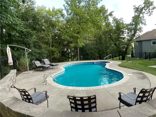 $775,000 | 4602 Northwest 71st Street, Kansas City, MO 64151