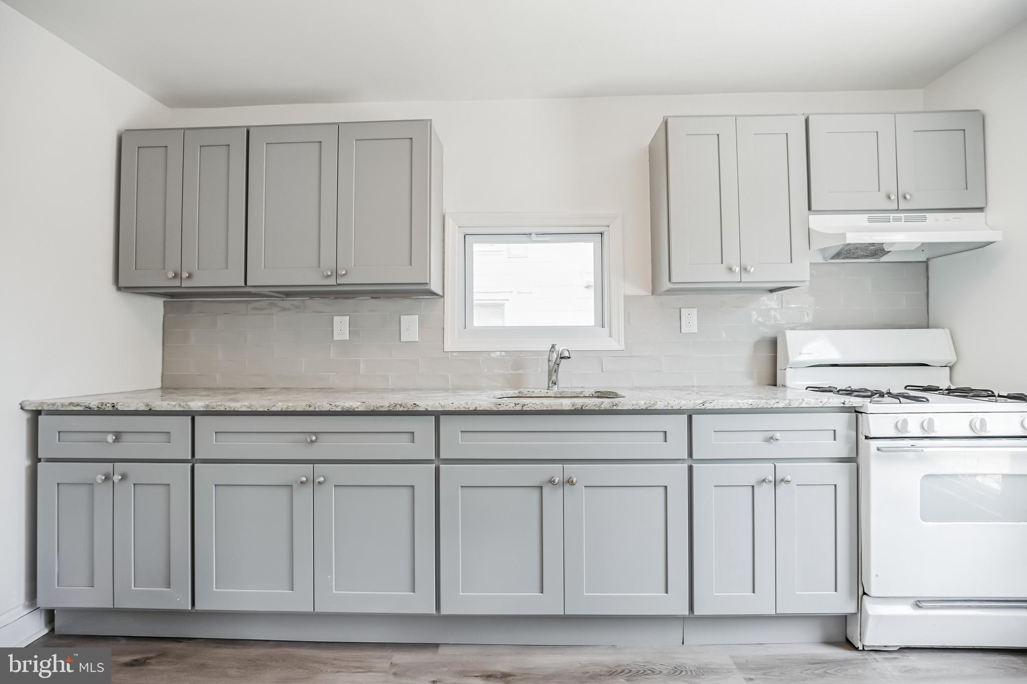 128 West Broad Street, Unit 1 Paulsboro, NJ 08066 - Photo 2 of 7