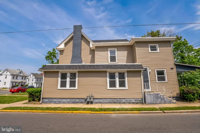 $1,500 | 128 West Broad Street, Unit 1, Paulsboro, NJ 08066