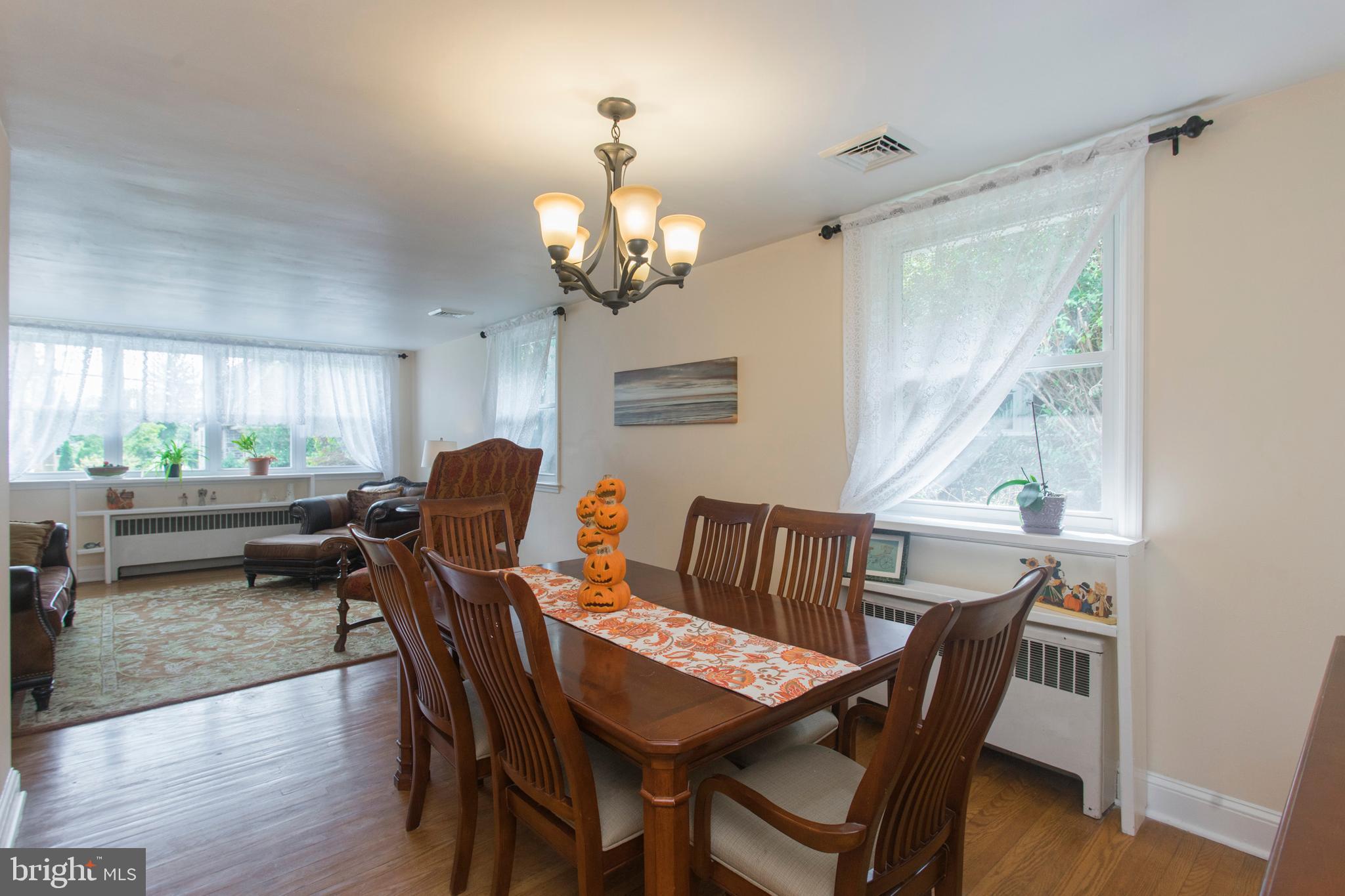54 Ralston Avenue Havertown, PA 19083 - Photo 11 of 42 Dining Room