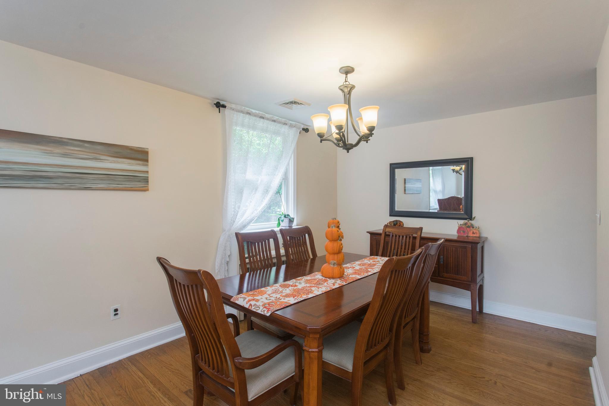 54 Ralston Avenue Havertown, PA 19083 - Photo 13 of 42 Dining Room