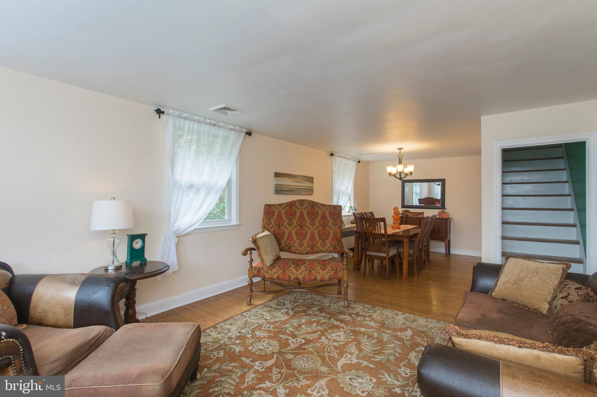 54 Ralston Avenue Havertown, PA 19083 - Photo 10 of 42 Living Room