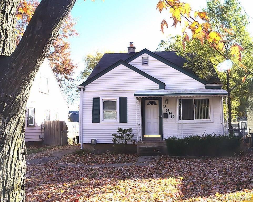 2990 Greenfield Road Berkley, MI 48072 - Photo 1 of 7