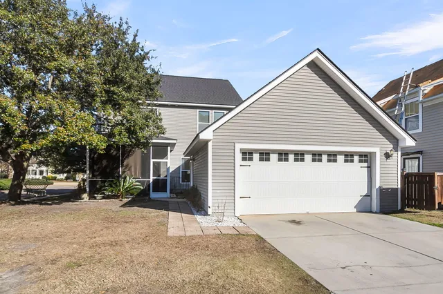 $371,000 | 113 Red Leaf Boulevard, Moncks Corner, SC 29461