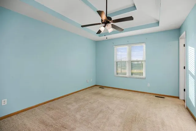 $300,000 | 1003 East Madelyn Drive, Kearney, MO 64060