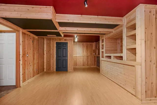 $300,000 | 1003 East Madelyn Drive, Kearney, MO 64060