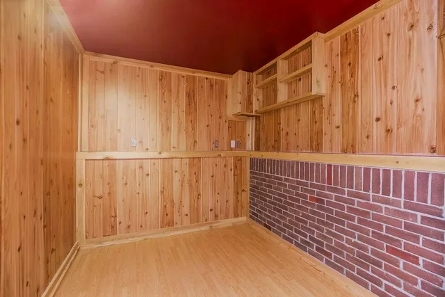 $300,000 | 1003 East Madelyn Drive, Kearney, MO 64060