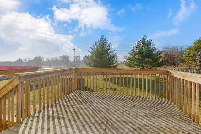 $300,000 | 1003 East Madelyn Drive, Kearney, MO 64060