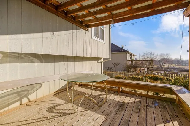 $300,000 | 1003 East Madelyn Drive, Kearney, MO 64060