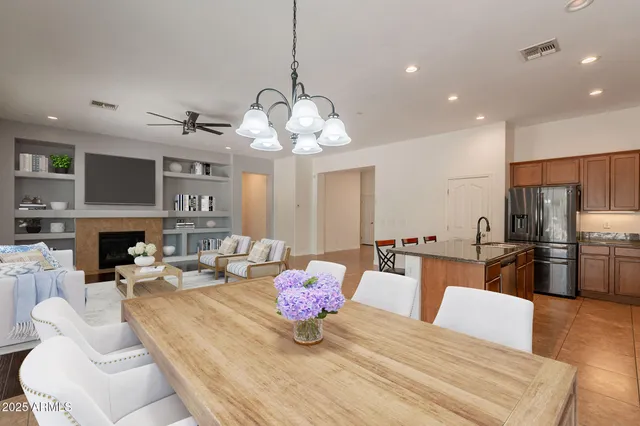 $390,000 | 266 West Blue Lagoon Drive, Casa Grande, AZ 85122