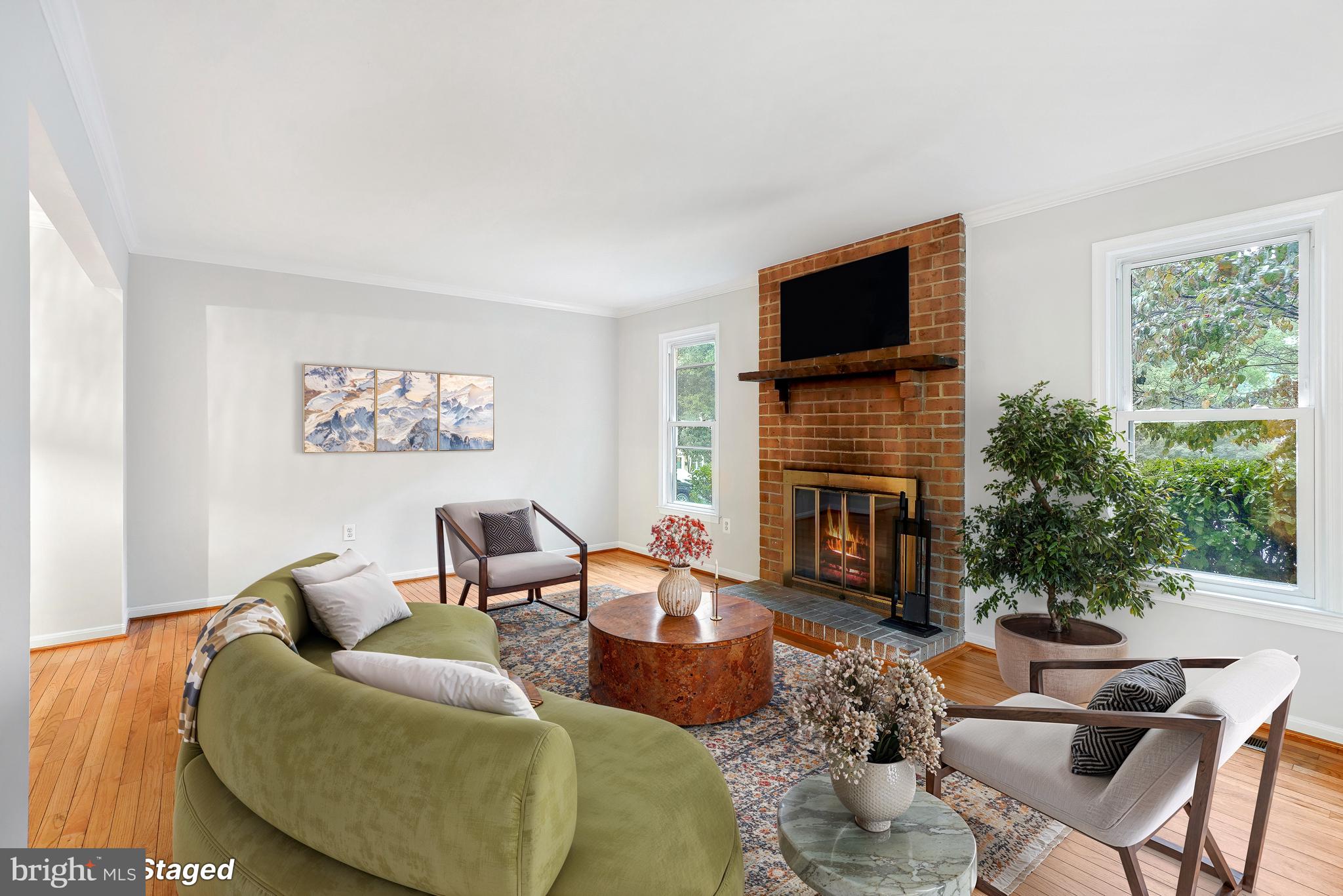 11525 Pine Cone Court Reston, VA 20191 - Photo 10 of 56 Gallery Image 10