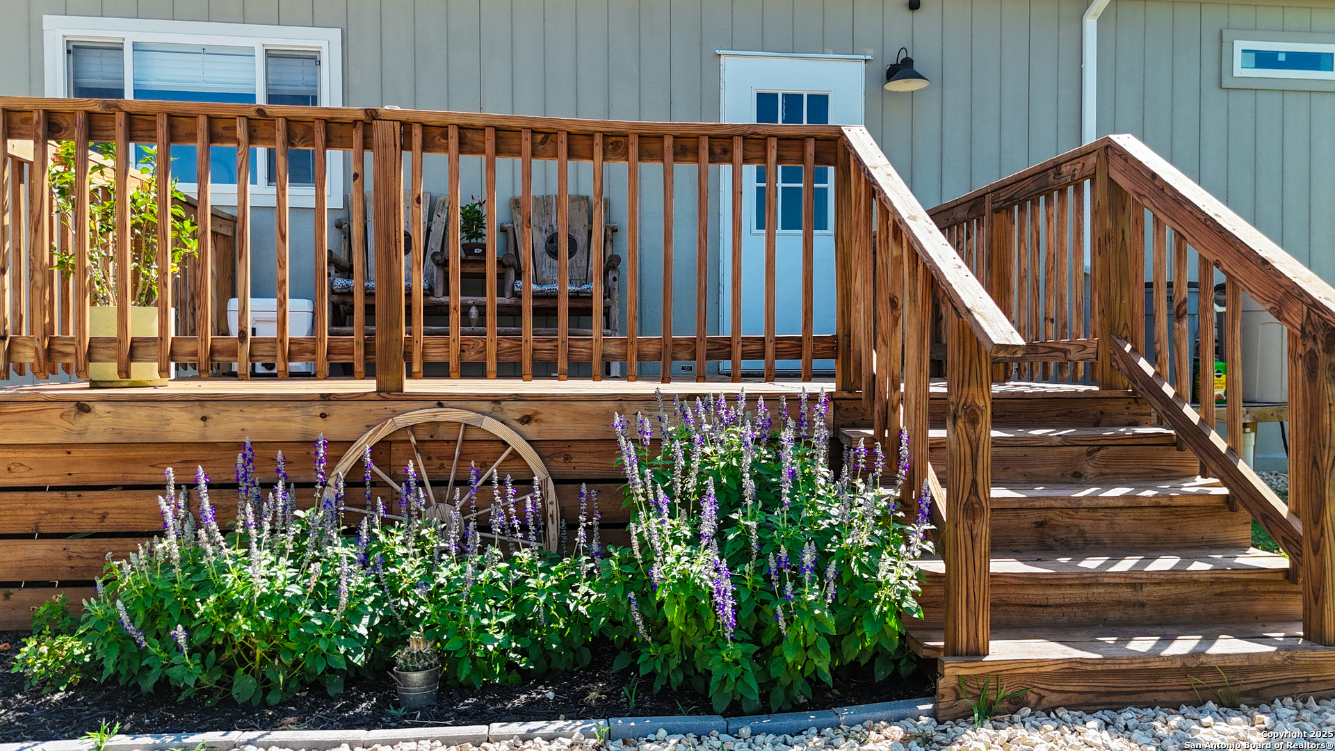 342 PR 4653 Hondo, TX 78861 - Photo 5 of 35 a view of a balcony with lots of green space and plants