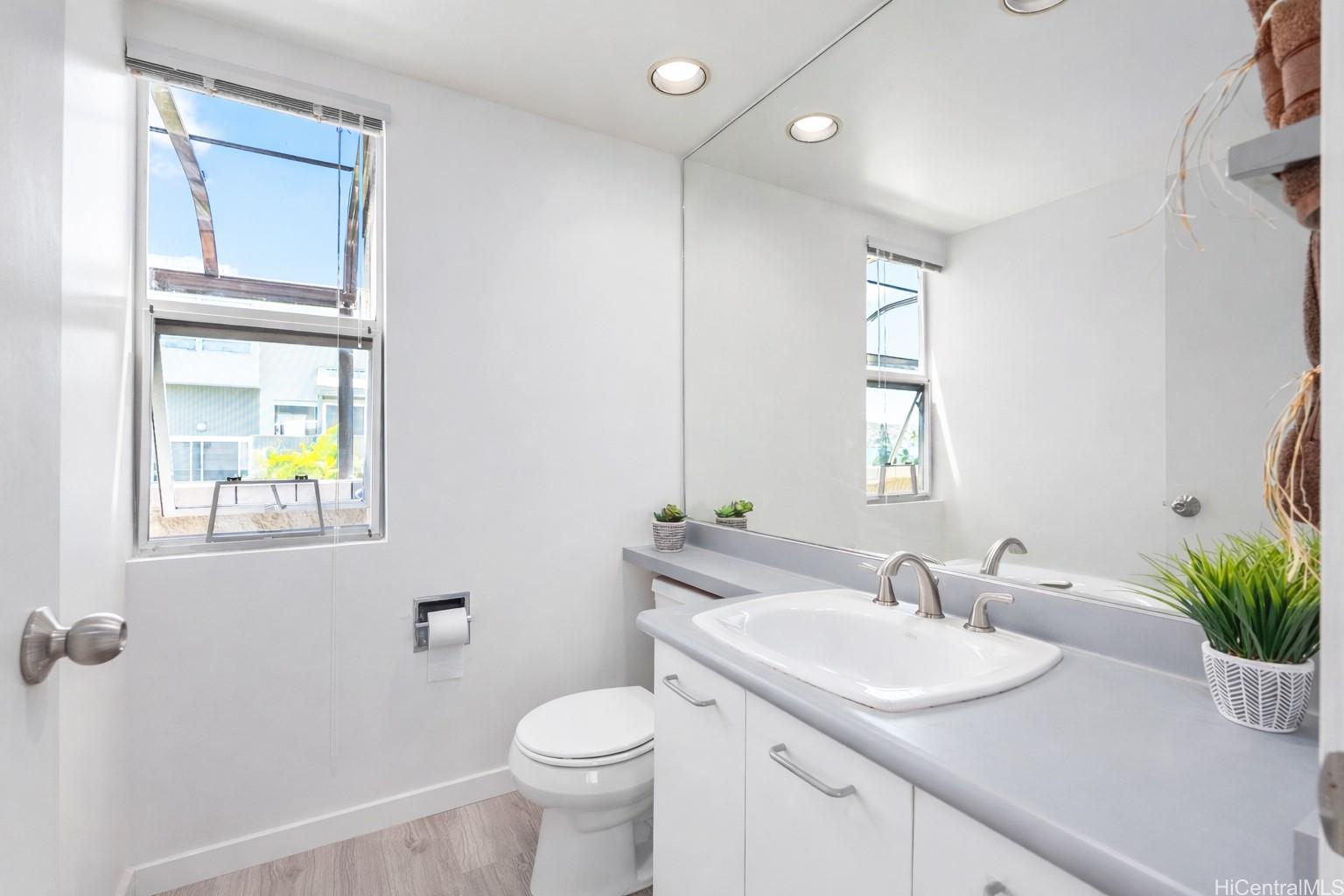 45-081 Lilipuna Road, Unit A Kaneohe, HI 96744 - Photo 12 of 18 half bath