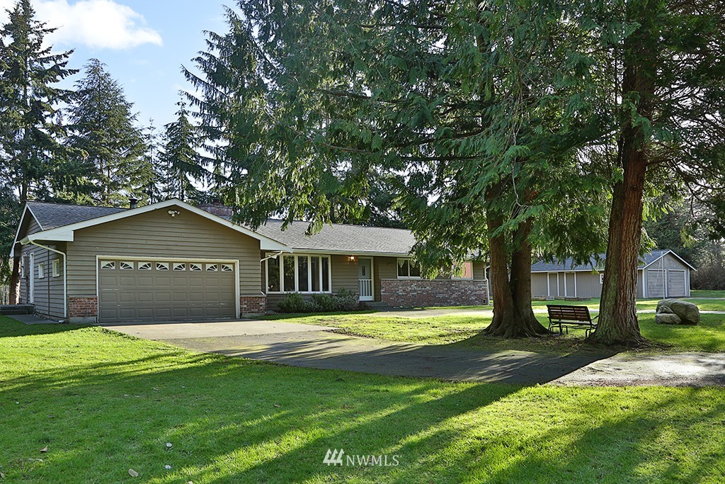 3275 Day Road Greenbank, WA 98253 - Photo 1 of 25 Gallery Image 1