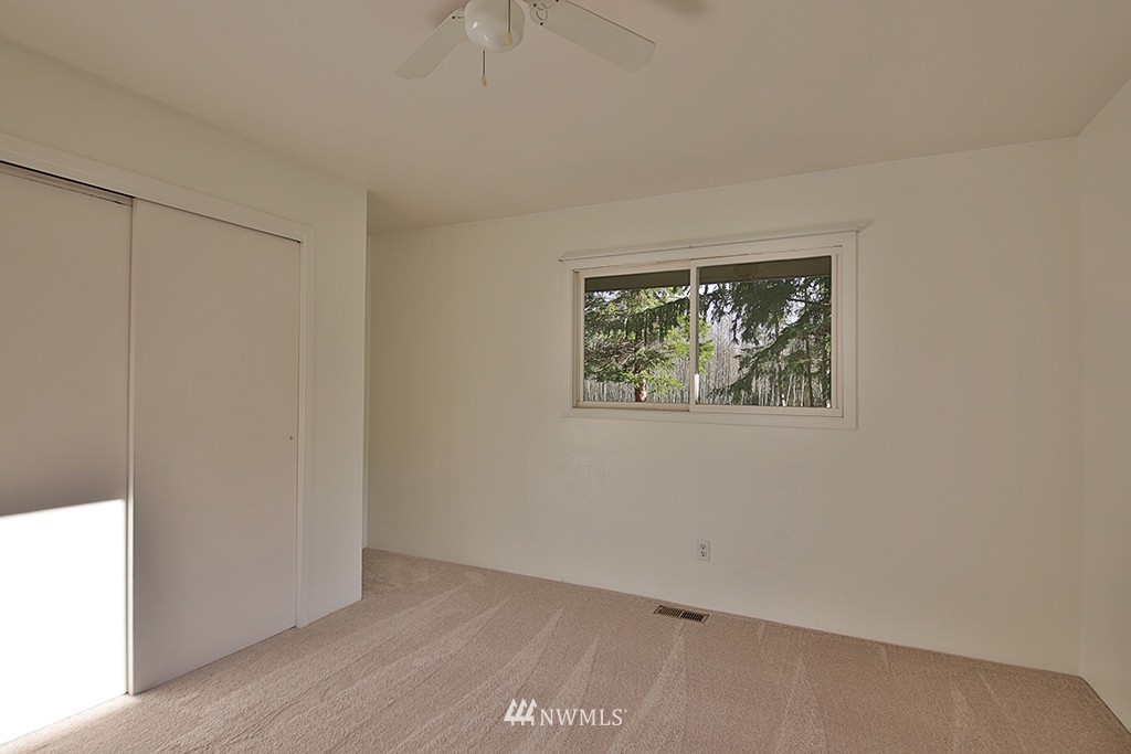 3275 Day Road Greenbank, WA 98253 - Photo 16 of 25 Gallery Image 16
