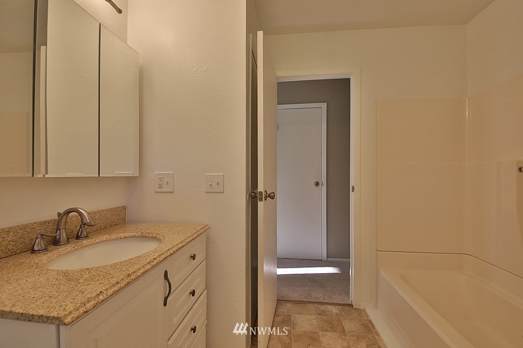 3275 Day Road Greenbank, WA 98253 - Photo 18 of 25 Gallery Image 18