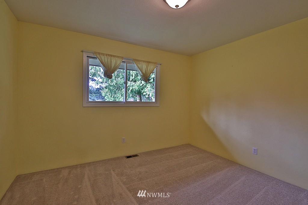 3275 Day Road Greenbank, WA 98253 - Photo 22 of 25 Gallery Image 22