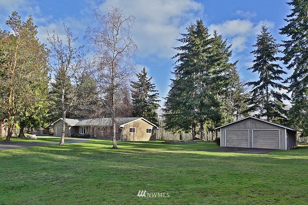 3275 Day Road Greenbank, WA 98253 - Photo 4 of 25 Gallery Image 4