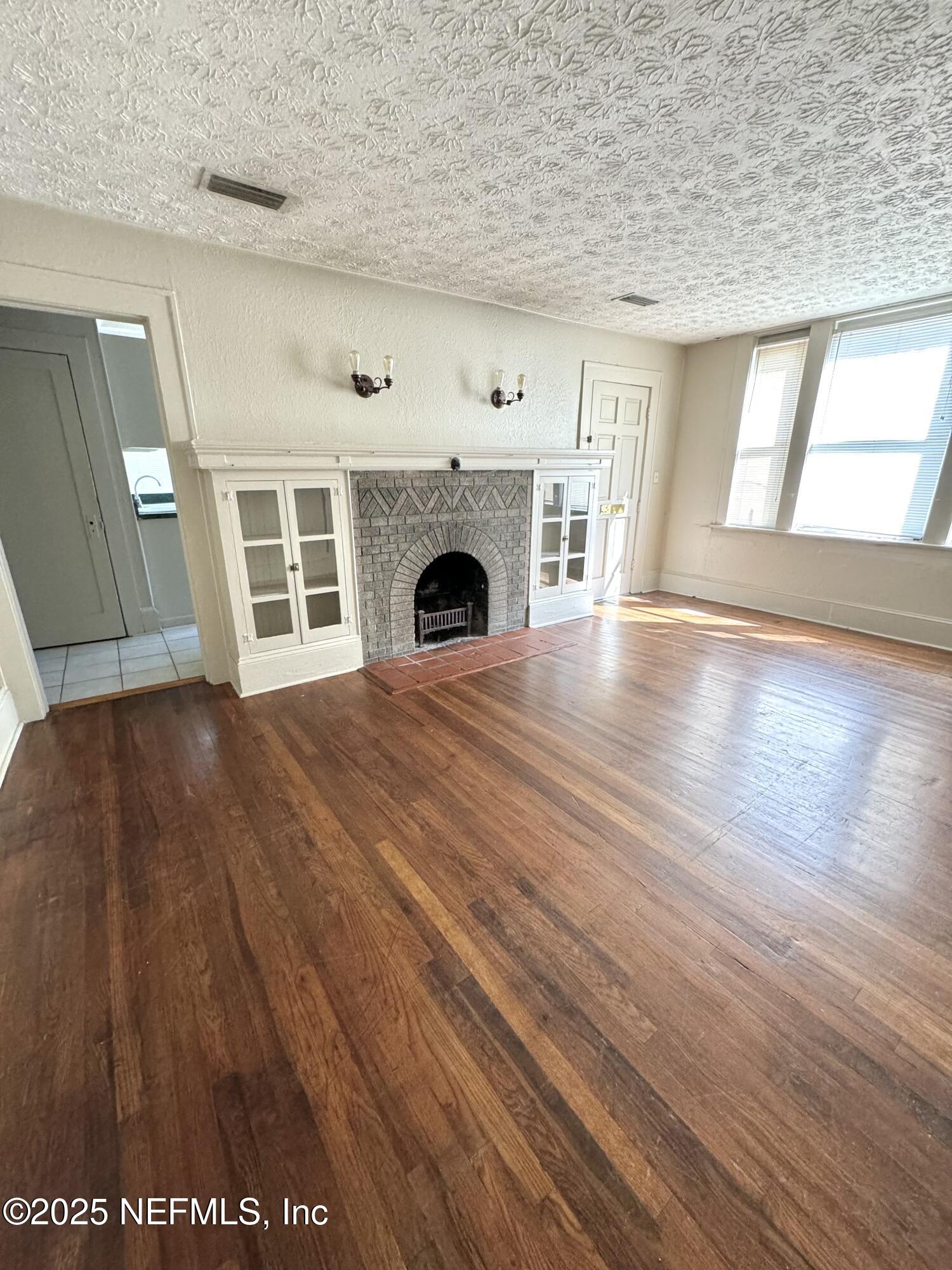 1402 James Street Jacksonville, FL 32205 - Photo 6 of 34 Apt. 1 LR