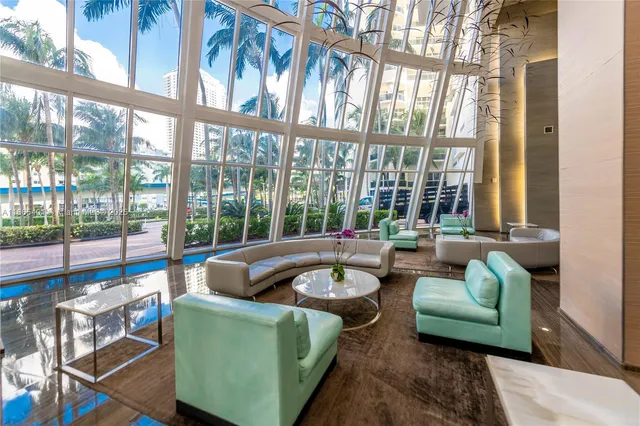 $4,000 | 1830 South Ocean Drive, Unit 2907, Hallandale Beach, FL 33009