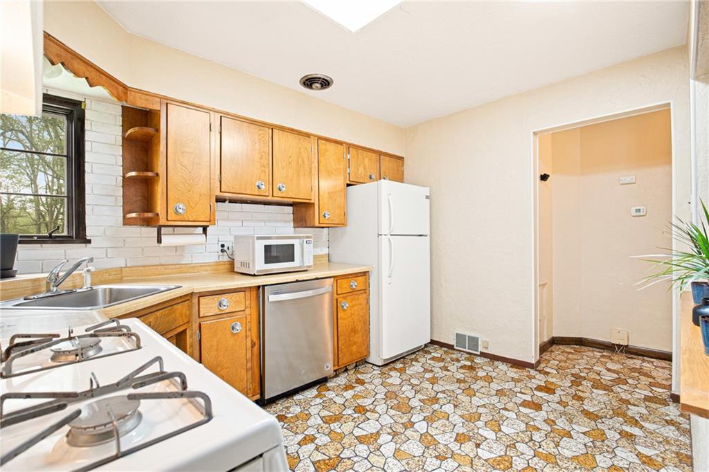 292 Old Shaffer Road Somerset, PA 15501 - Photo 21 of 45 Gallery Image 21