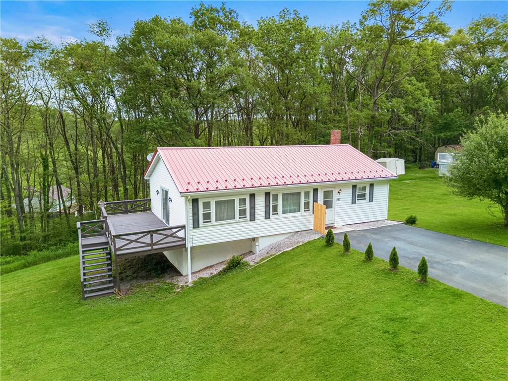 292 Old Shaffer Road Somerset, PA 15501 - Photo 5 of 45 Gallery Image 5