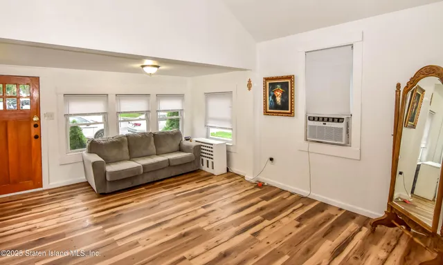 $548,888 | 422 Crystal Avenue | South New York