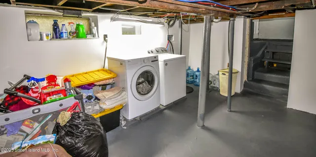 $548,888 | 422 Crystal Avenue | South New York