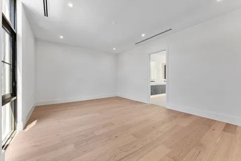 $5,950,000 | 880 Northeast 3rd Avenue, Boca Raton, FL 33432