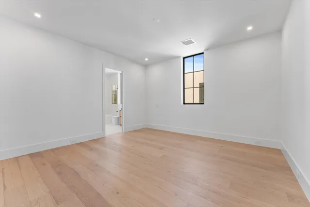 $5,950,000 | 880 Northeast 3rd Avenue, Boca Raton, FL 33432